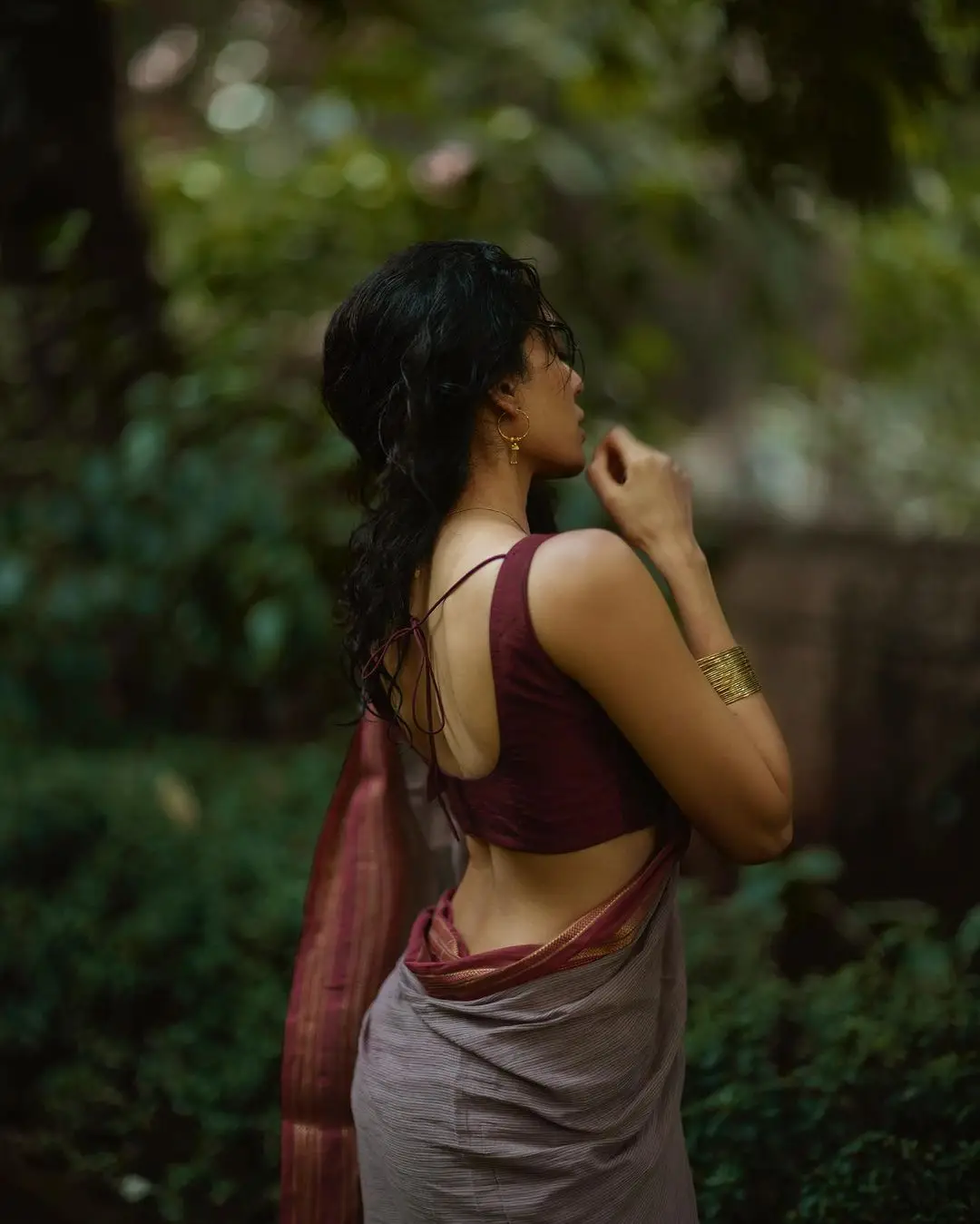 Sobhita Dhulipala in Violet Saree Sleeveless Maroon Blouse